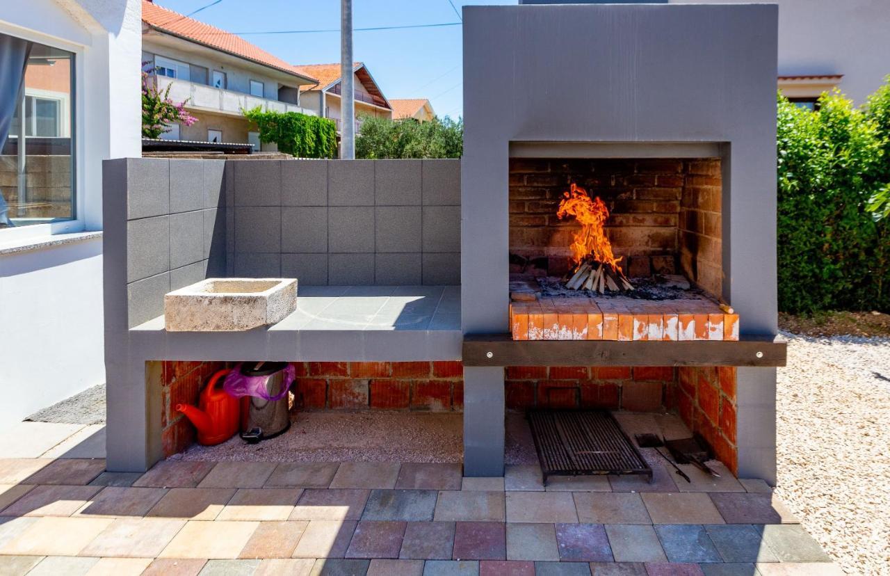 Sjor 2 Bdr Apartment W Grill ザダル エクステリア 写真